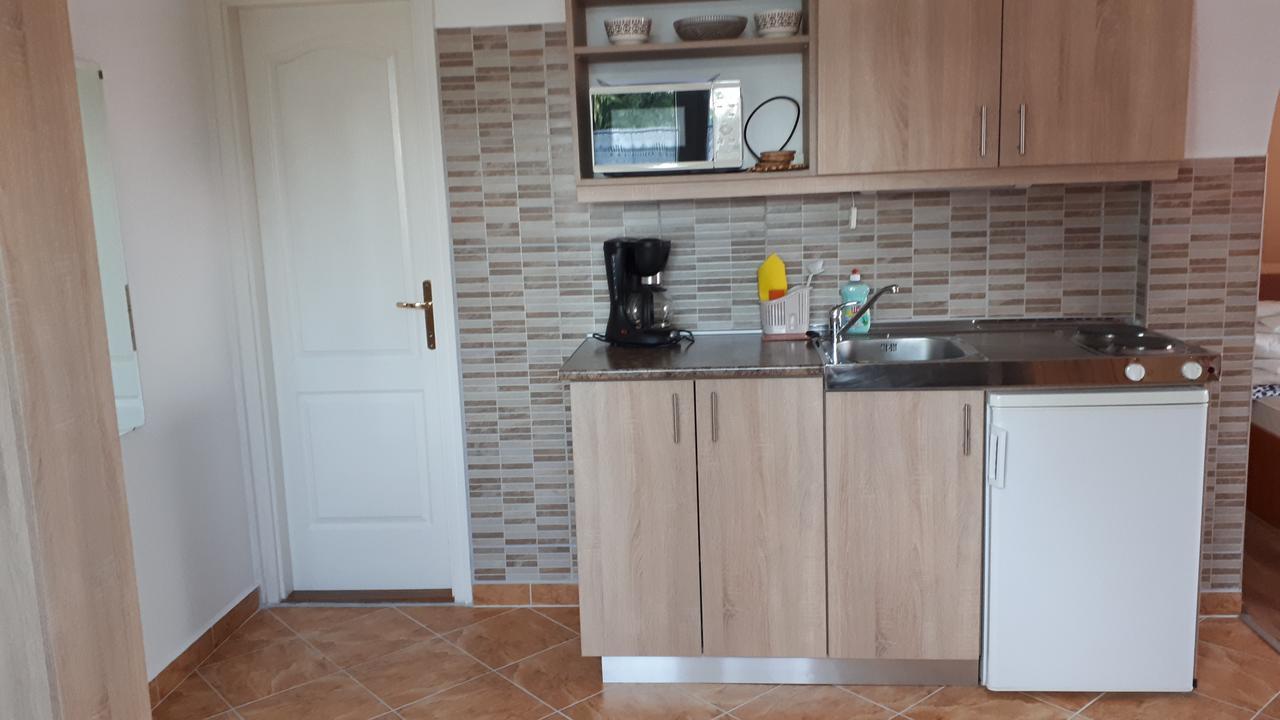 Laguna Apartmanhaz Heviz Exterior photo